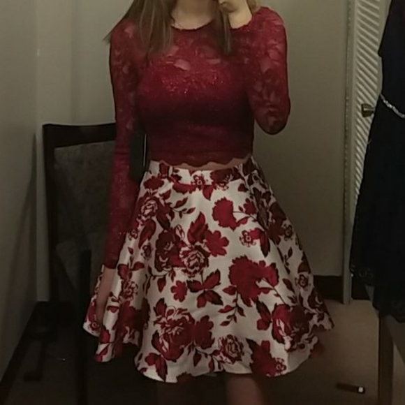 Homecoming/Prom Dress - Picture 3 of 4